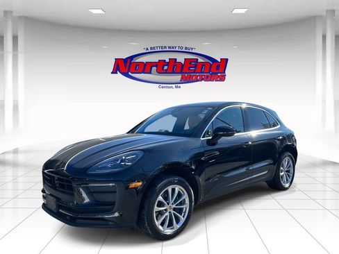 Used 2023 Porsche Macan Turbo AWD/4WD image 7