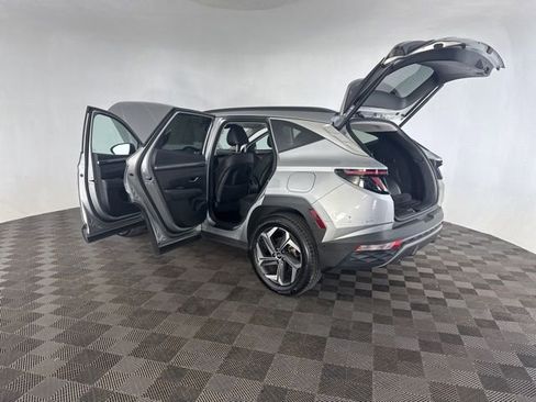 Used 2023 Hyundai Tucson Limited AWD/4WD image 18