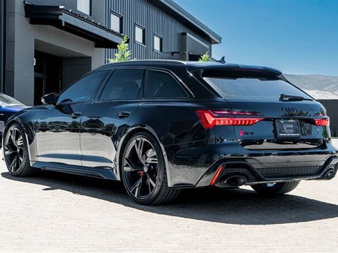 Used 2021 Audi RS 6 AWD/4WD image 2