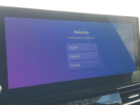 Used 2025 Toyota Sienna XLE image 27