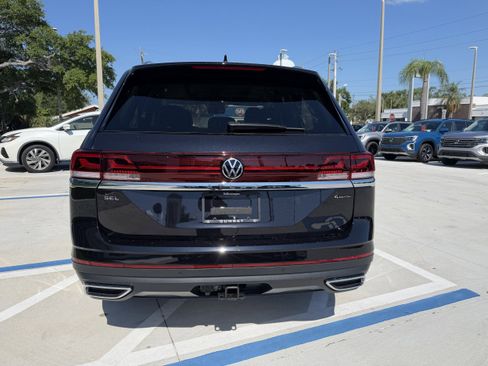 New 2026 Volkswagen Atlas SEL image 4