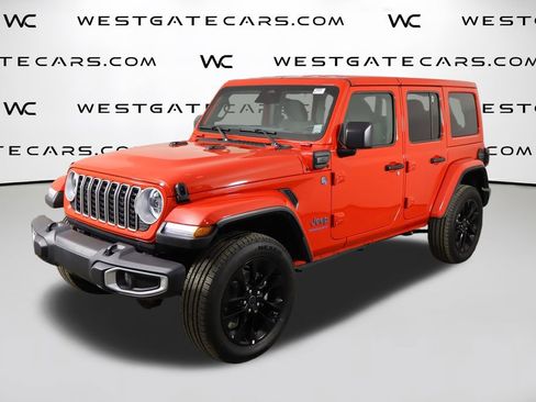 Used 2025 Jeep Wrangler Unlimited Sahara w/ Safety Group image 1