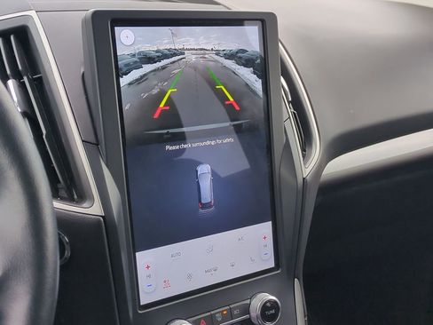 Used 2023 Ford Edge SEL w/ Convenience Package image 31