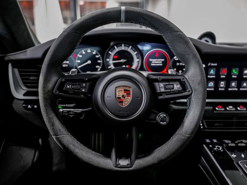 Used 2024 Porsche 911 Dakar image 10