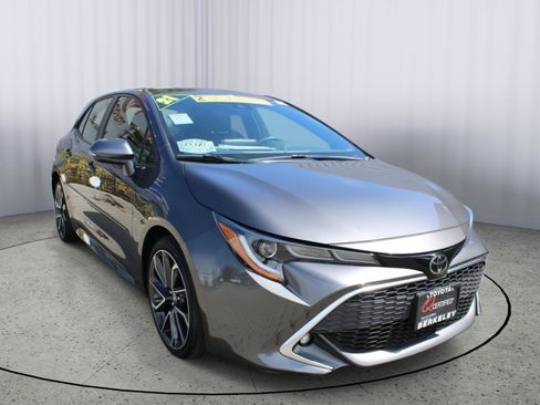 Used 2021 Toyota Corolla XSE FWD image 1