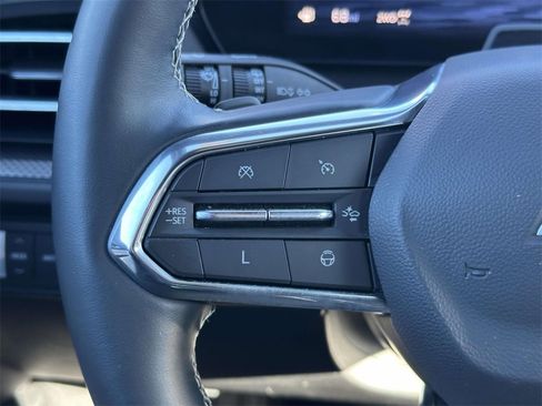 Used 2025 Chevrolet Traverse High Country w/ LPO, Floor Liner Package image 9