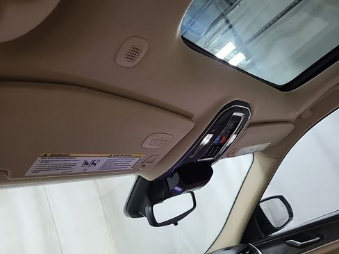 Used 2022 Jeep Grand Cherokee Limited image 4