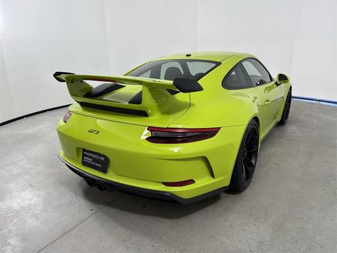 Certified 2018 Porsche 911 GT3 image 7