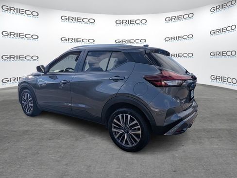 Used 2023 Nissan Kicks SV image 5
