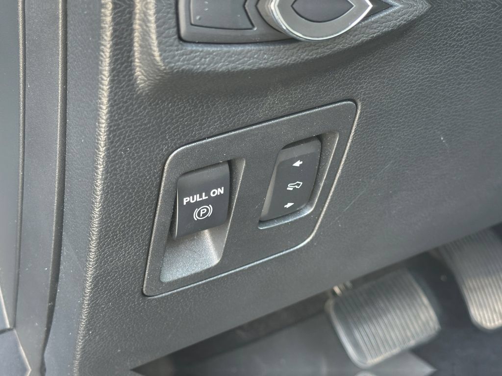 Used 2021 Ford Expedition Platinum AWD/4WD image 27