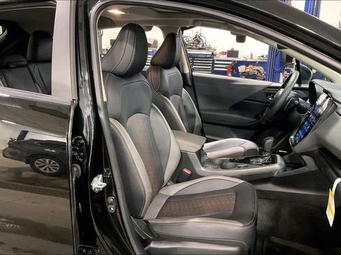 Used 2025 Subaru Crosstrek 2.5i Limited AWD/4WD image 7