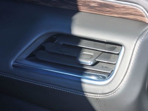 Certified 2022 Chevrolet Suburban LS image 36