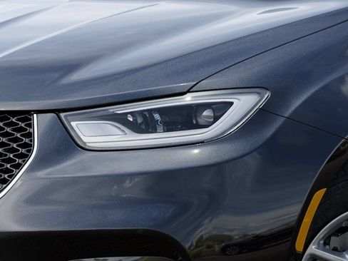 New 2026 Chrysler Pacifica Select FWD image 11