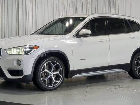 Used 2017 BMW X1 xDrive28i AWD/4WD image 5
