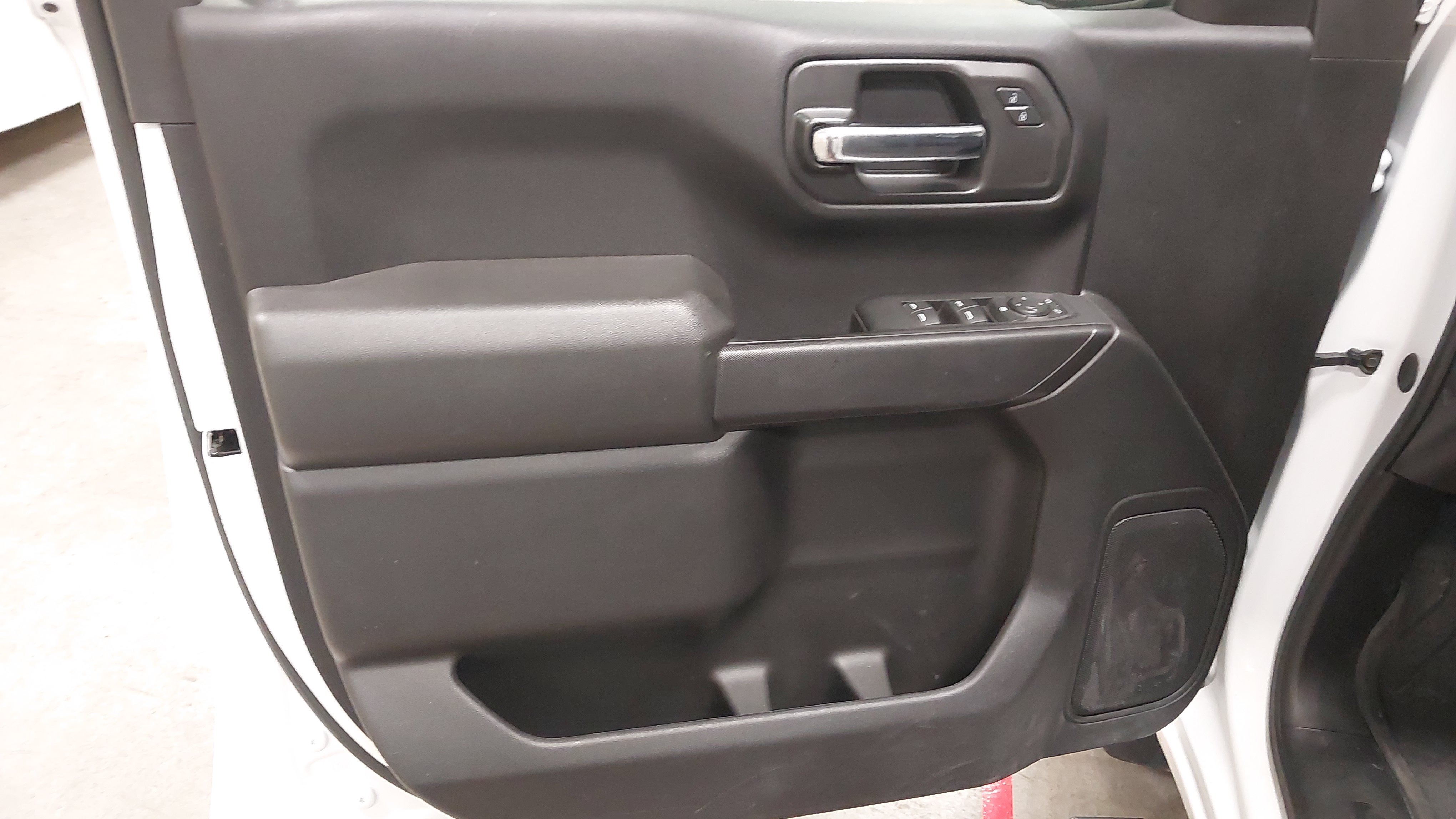 Used 2024 Chevrolet Silverado 1500 Custom AWD/4WD image 24