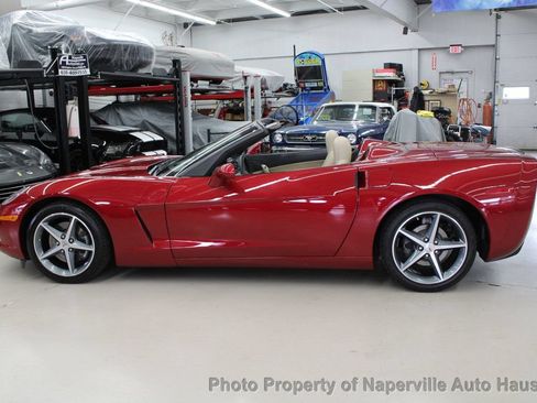 Used 2011 Chevrolet Corvette Convertible w/ Preferred Equipment Group RWD image 3