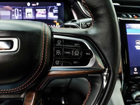 Used 2023 Jeep Grand Cherokee L Summit w/ Advanced Protech Group IV image 39