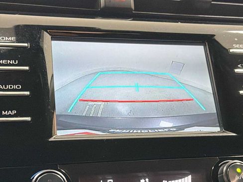 Certified 2019 Toyota Camry SE FWD image 19