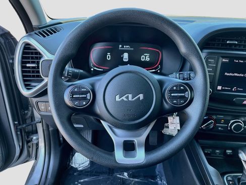 Certified 2024 Kia Soul LX w/ Option Group 015 FWD image 17