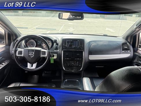 Used 2017 Dodge Grand Caravan GT FWD image 12