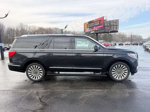 Used 2020 Lincoln Navigator L Reserve w/ Luxury Package image 10