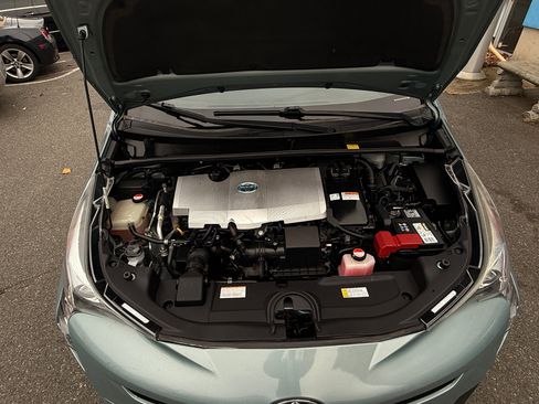 Used 2016 Toyota Prius Two image 18