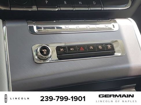 New 2026 Lincoln Aviator 2WD image 30