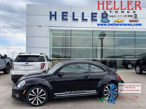 Used 2012 Volkswagen Beetle Launch Edition FWD image 1