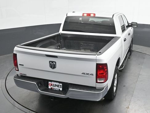 Used 2022 RAM 1500 Classic SLT AWD/4WD image 26