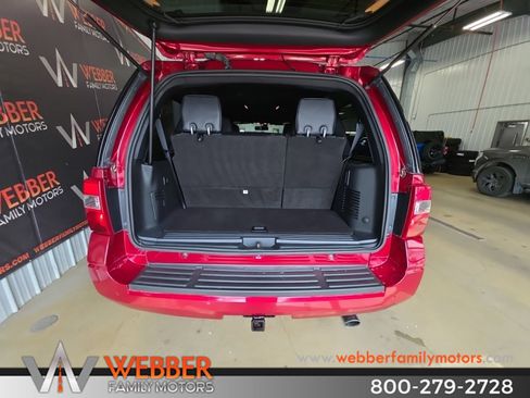 Used 2016 Ford Expedition Limited w/ Equipment Group 301A AWD/4WD image 8