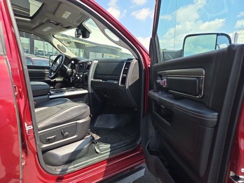 Used 2018 RAM 2500 Laramie w/ Sport Appearance Group AWD/4WD image 14