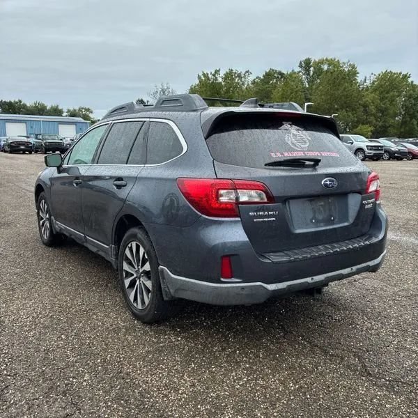 Used 2017 Subaru Outback 2.5i Limited AWD/4WD image 5