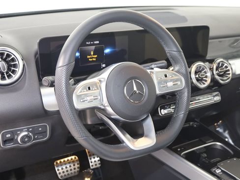 Used 2022 Mercedes-Benz GLB 35 AMG 4MATIC image 6