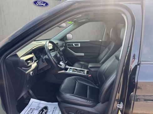 Certified 2022 Ford Explorer XLT AWD/4WD image 8