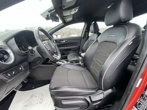 Certified 2023 Kia Forte GT-Line image 19