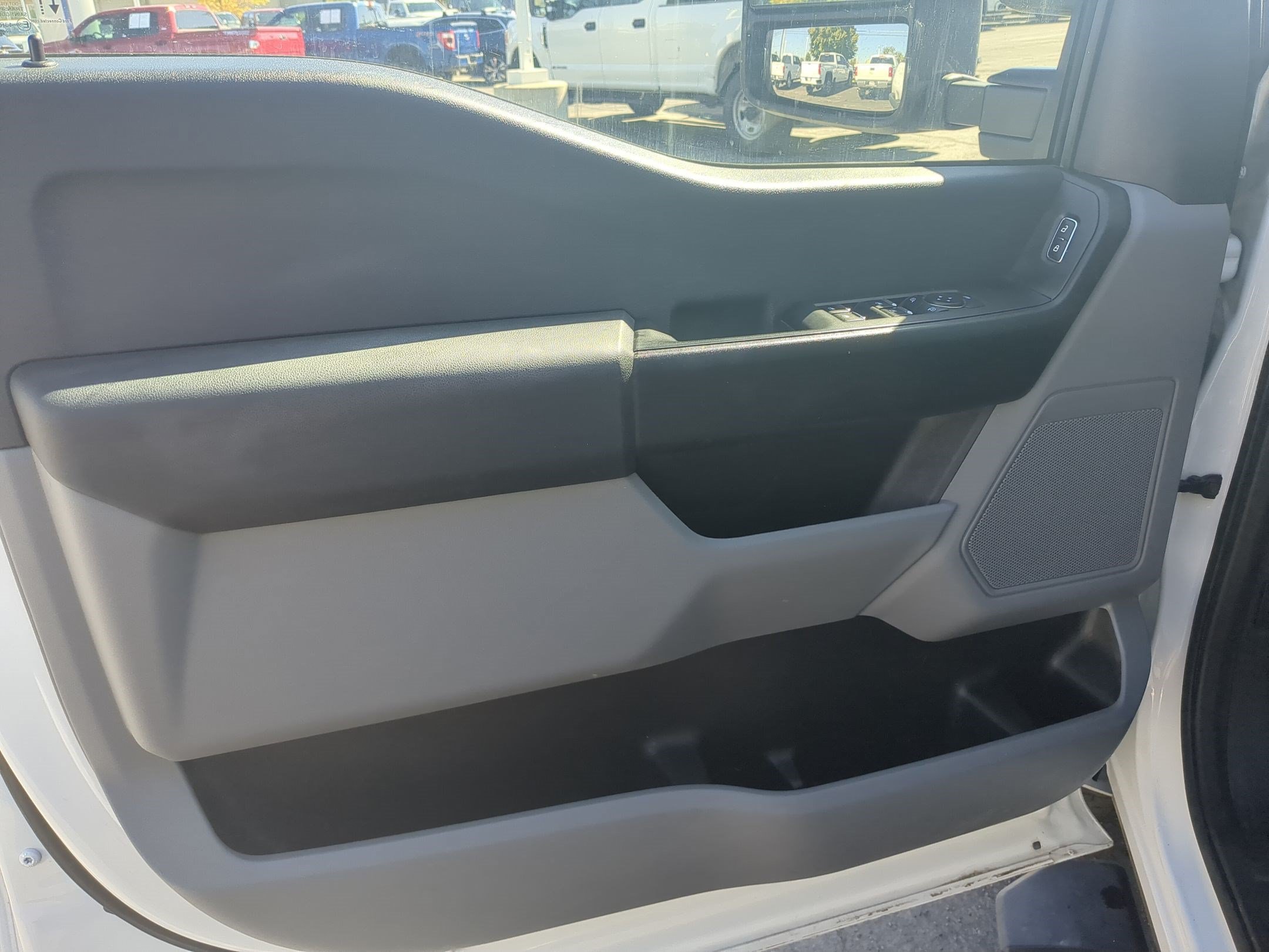 Used 2023 Ford F350 XL AWD/4WD image 15
