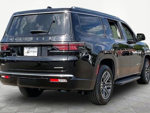 Used 2024 Jeep Wagoneer Series II AWD/4WD image 5