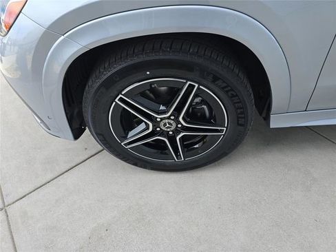 New 2026 Mercedes-Benz GLE 450 4MATIC image 11