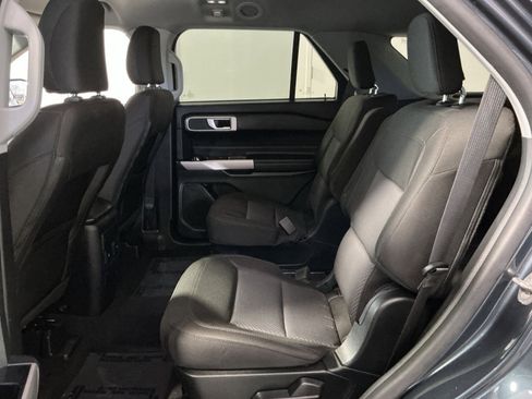 Used 2023 Ford Explorer XLT image 23