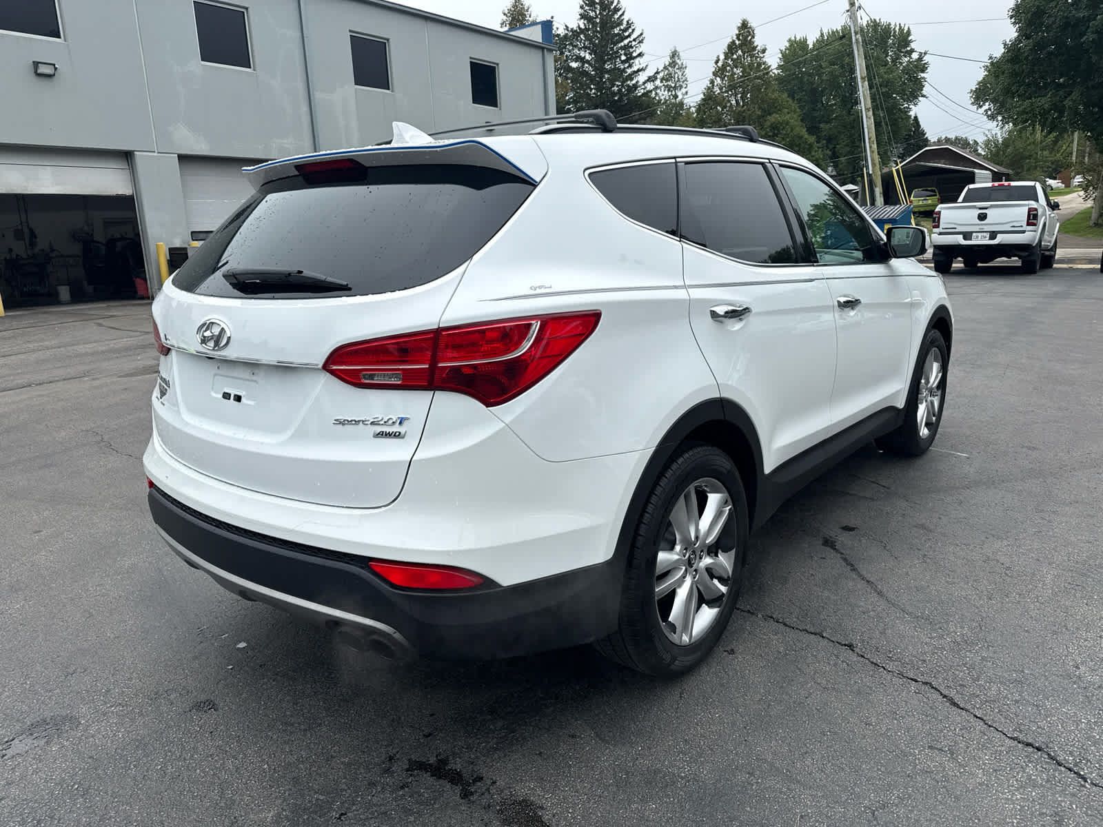 Used 2013 Hyundai Santa Fe Sport 2.0T AWD/4WD image 3