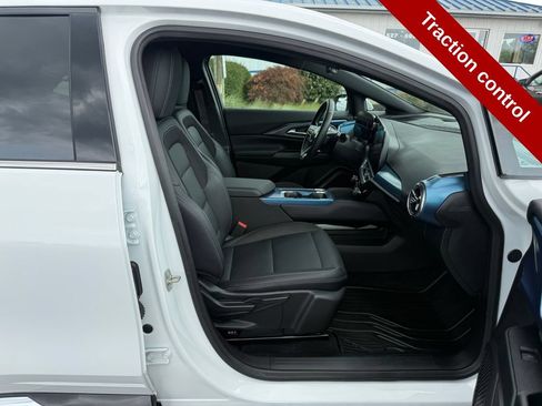 Used 2024 Chevrolet Equinox EV LT w/ LPO, All-Weather Mat Package FWD image 44