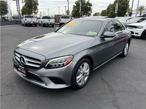 Used 2019 Mercedes-Benz C 300 Sedan image 3