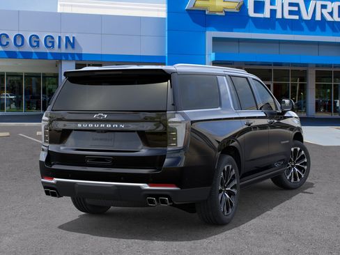 New 2026 Chevrolet Suburban High Country AWD/4WD image 4