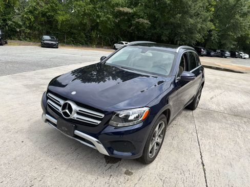 Used 2017 Mercedes-Benz GLC 300 image 3