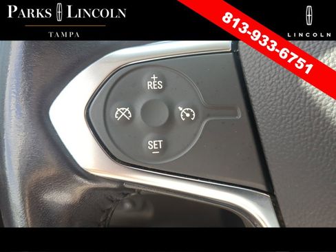 Used 2018 Chevrolet Traverse LT FWD image 28