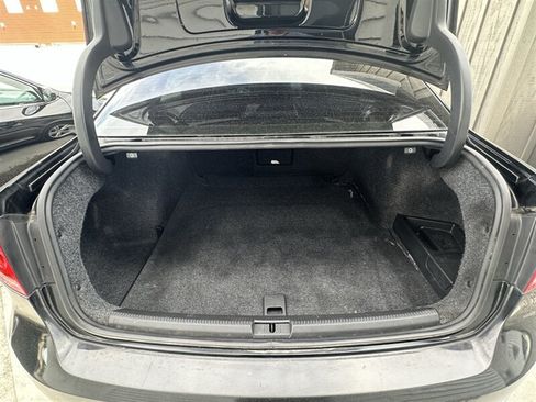 Used 2014 Volkswagen Passat TDI SEL Premium FWD image 37