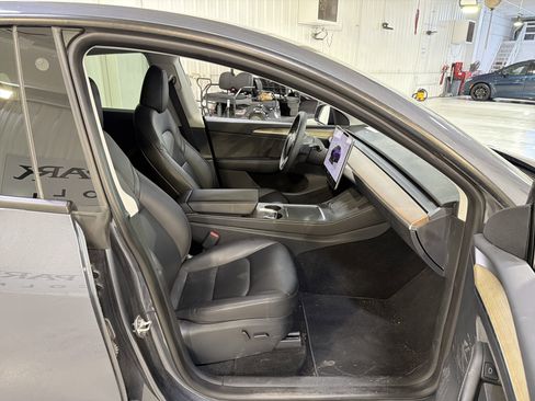 Used 2023 Tesla Model Y Long Range image 14