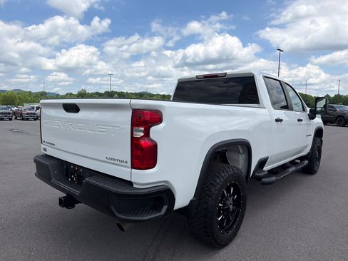 Used 2025 Chevrolet Silverado 2500 Custom w/ Custom Convenience Package AWD/4WD image 6