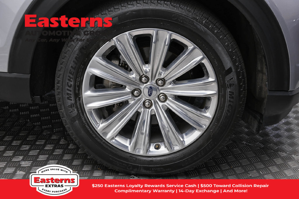 Used 2023 Ford Explorer Limited AWD/4WD image 34