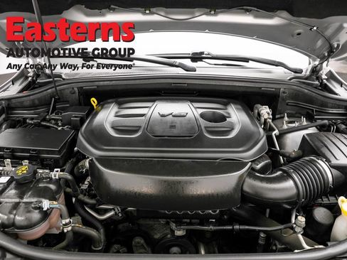 Used 2021 Jeep Grand Cherokee Laredo w/ Security & Convenience Group AWD/4WD image 7